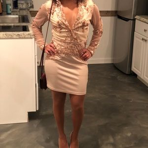 Shimmery gold Nasty Gal dress✨